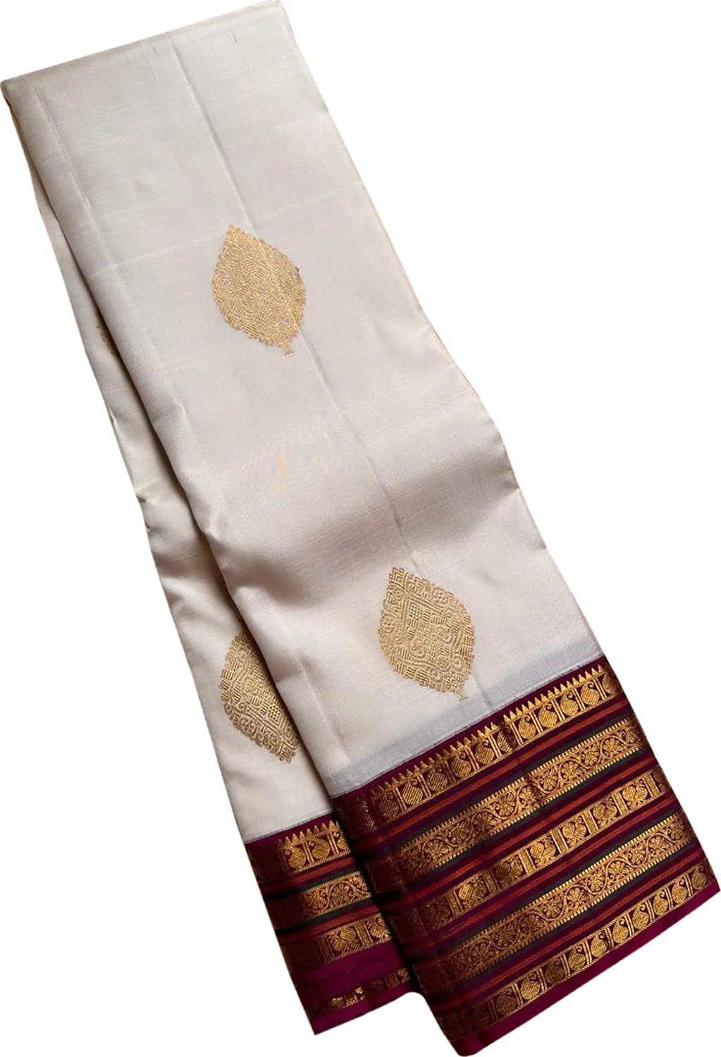 Elegant Off White Kanjeevaram Handloom Silk Saree