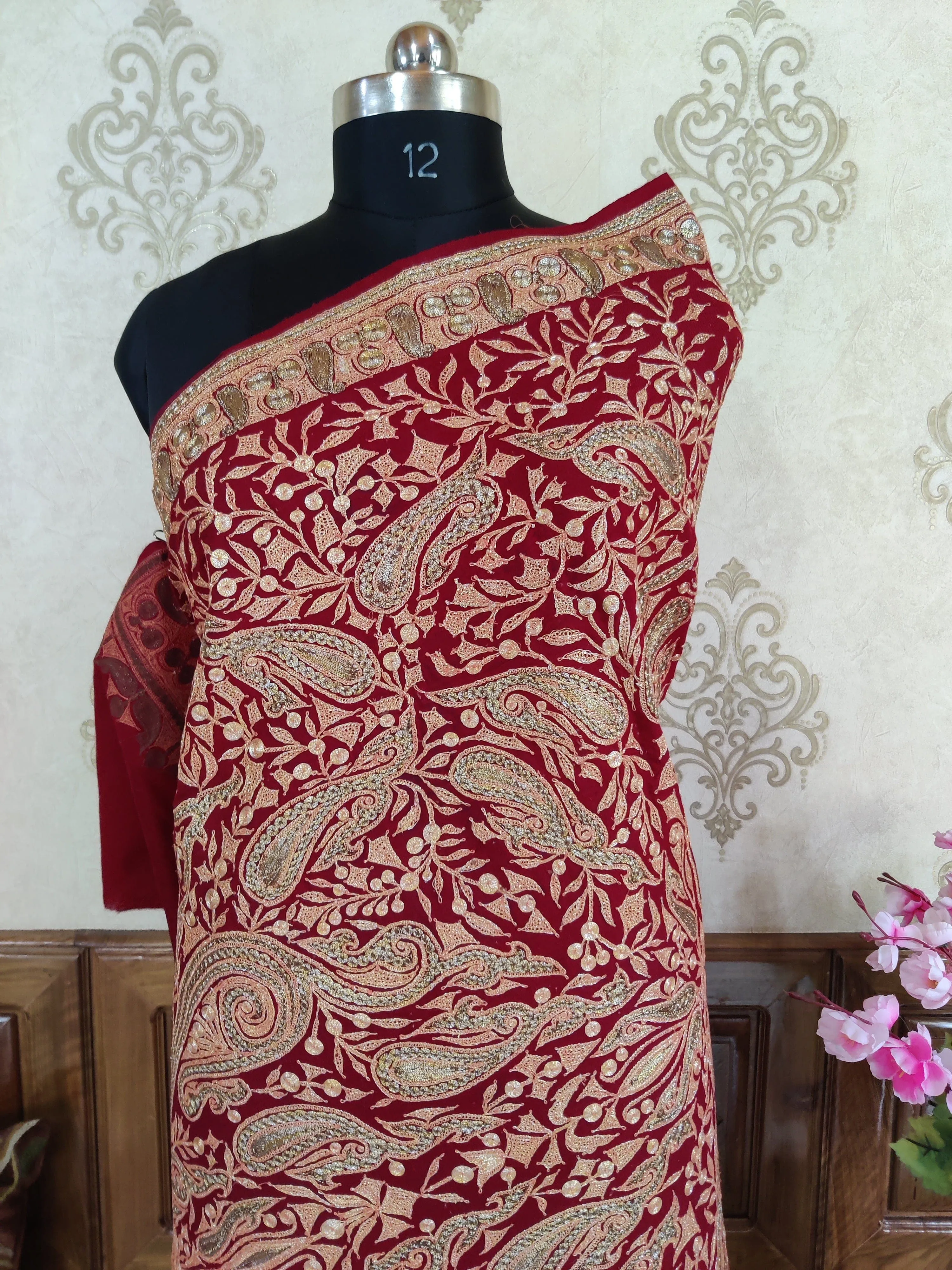 Elegant Paisley Tilla-Embroidered Kashmiri Shawl