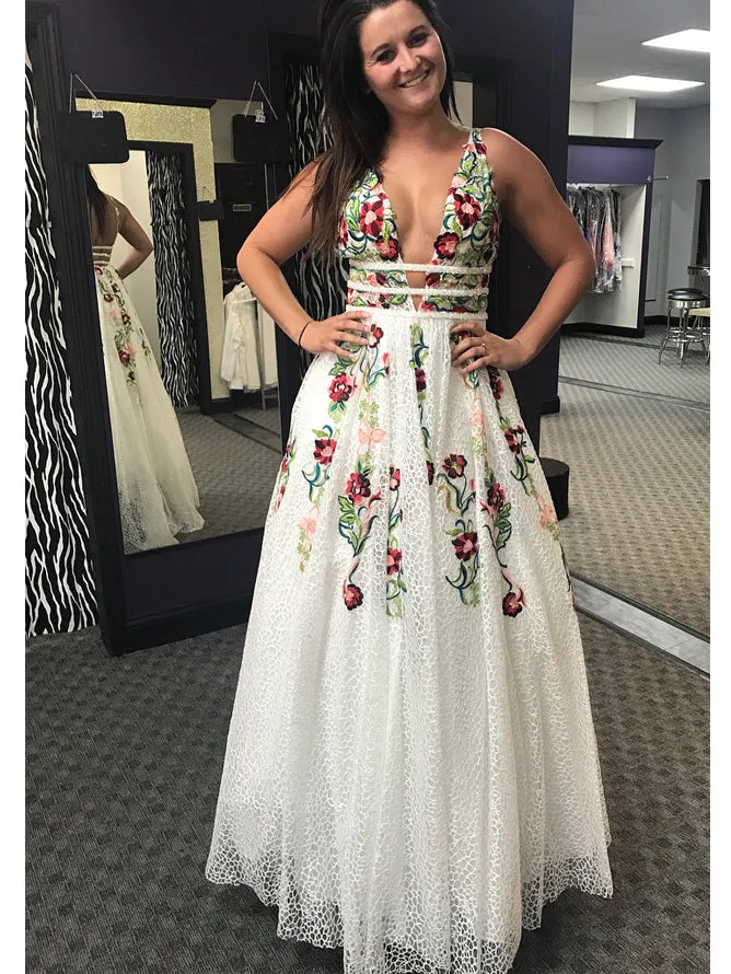 Gorgeous Lace Prom Dresses A-line Floral Gowns With Sweep Train PD358