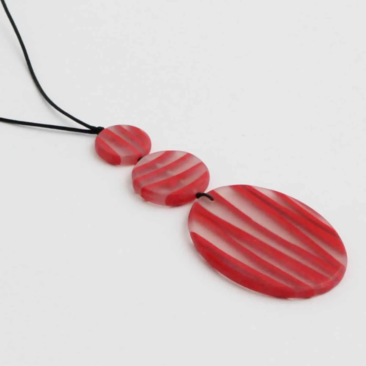 Red Melanie Pendant Necklace