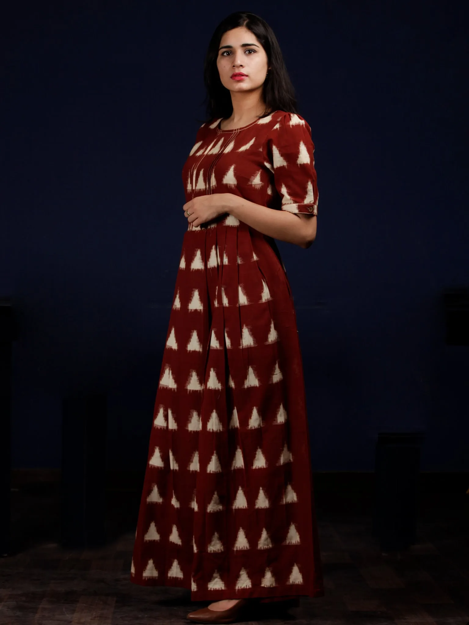 Reddish Brown Ivory Long Ikat Knife Pleated Dress With Side Pockets - D312F1564