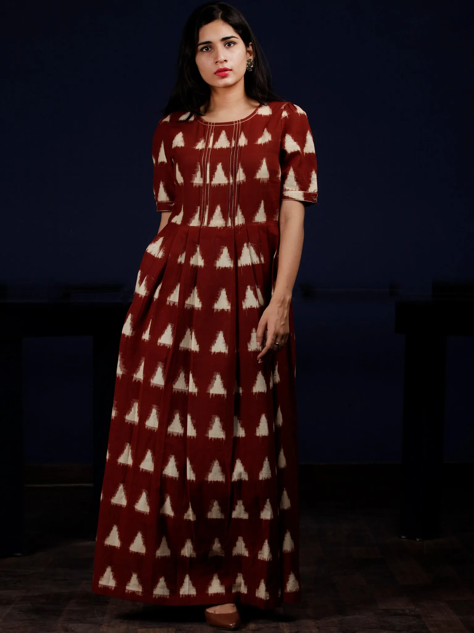 Reddish Brown Ivory Long Ikat Knife Pleated Dress With Side Pockets - D312F1564