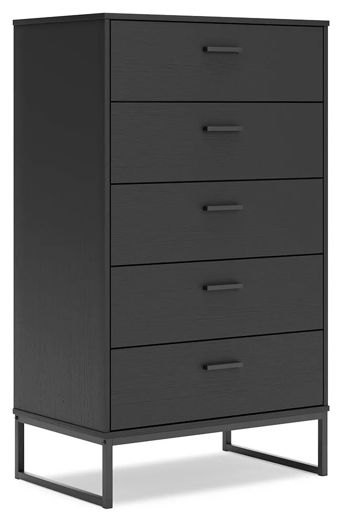 Socalle Queen Platform Bed with Dresser, Chest and Nightstand in Black