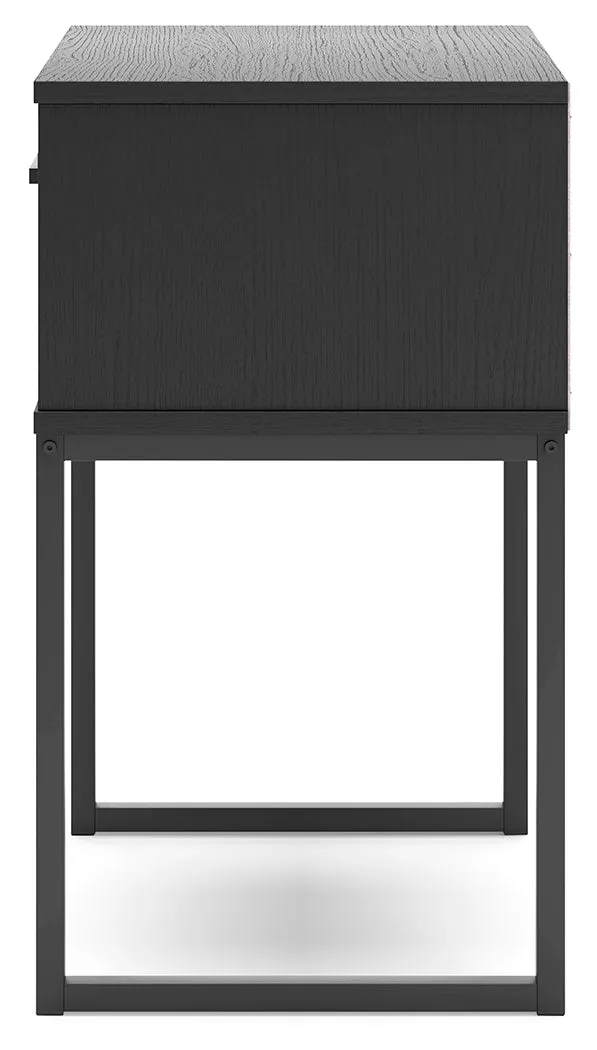 Socalle Queen Platform Bed with Dresser, Chest and Nightstand in Black
